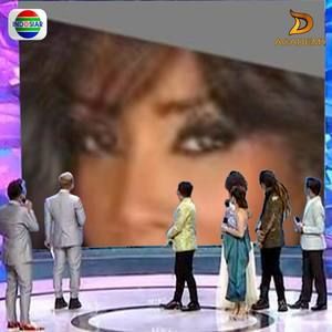 Meet your Posher, Veronica